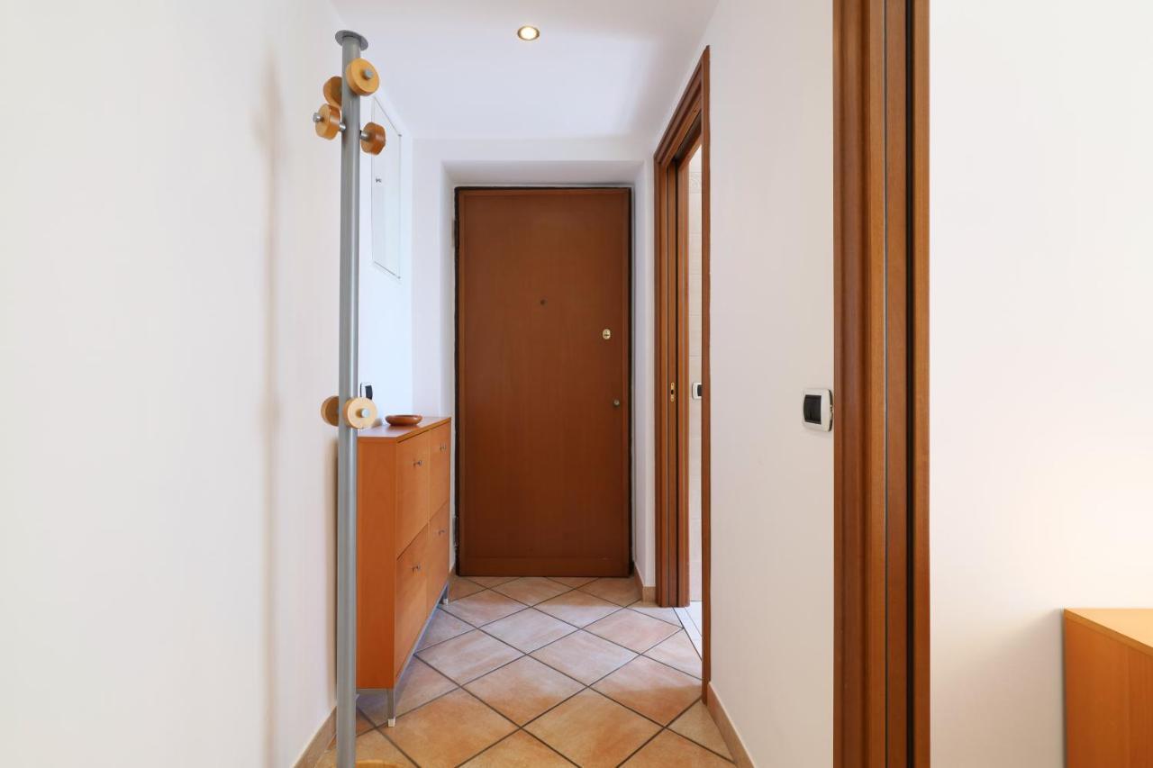 Primopiano - Lambrate Apartment Milan Luaran gambar