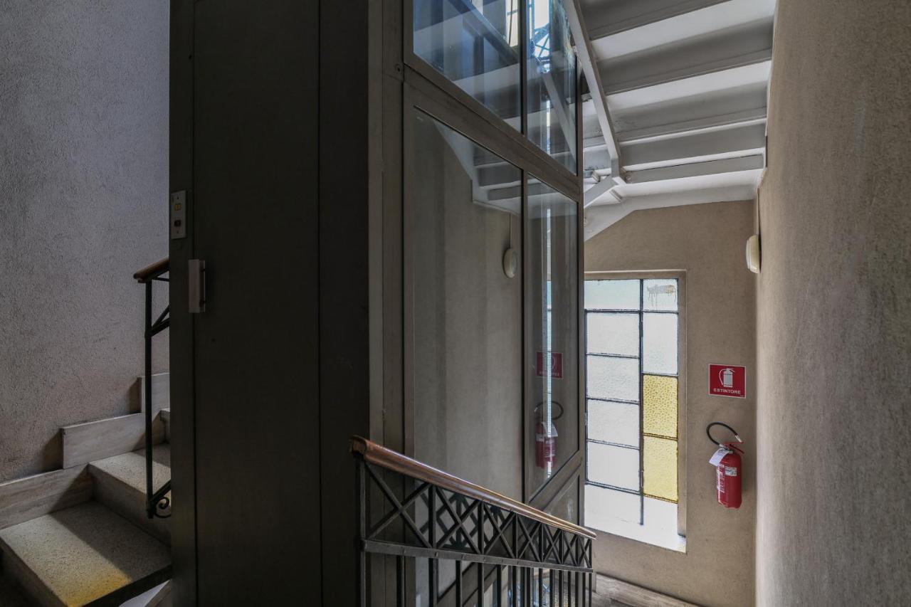 Primopiano - Lambrate Apartment Milan Luaran gambar